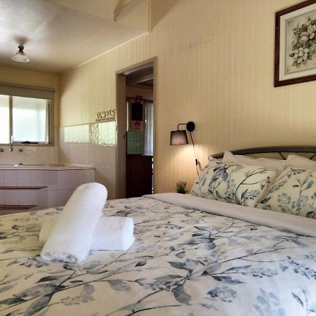 Kalimna Woods Cottages Lakes Entrance Bagian luar foto