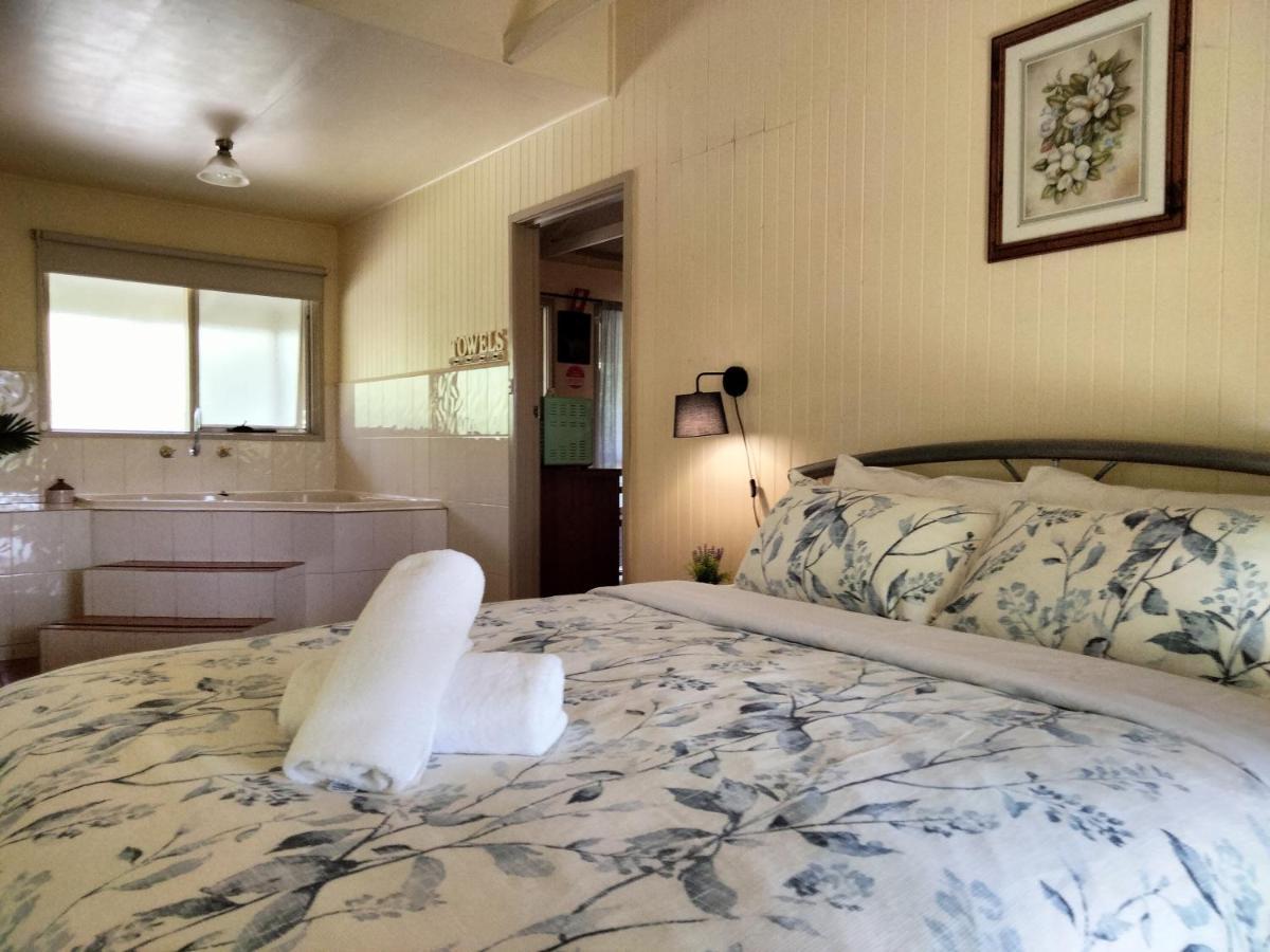 Kalimna Woods Cottages Lakes Entrance Bagian luar foto
