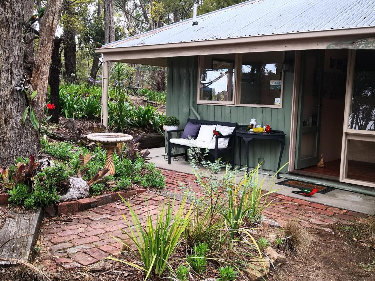 Kalimna Woods Cottages Lakes Entrance Bagian luar foto
